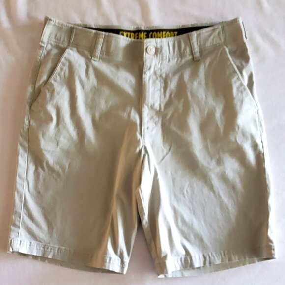 2 Pairs of Lee Extreme Comfort Men's Shorts Size 34 - Picture 2 of 9